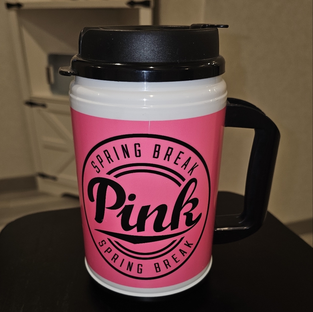 VS PINK plastic mug